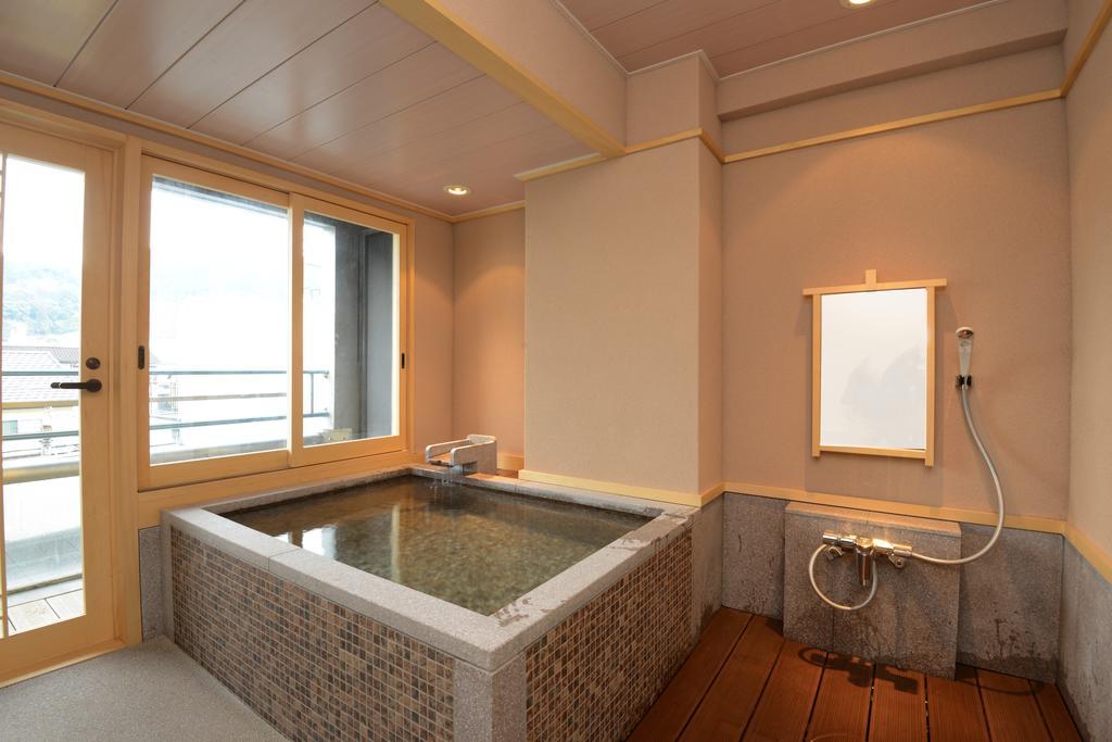 こんぴら温泉 貸切湯の宿 ことね Котохира Экстерьер фото